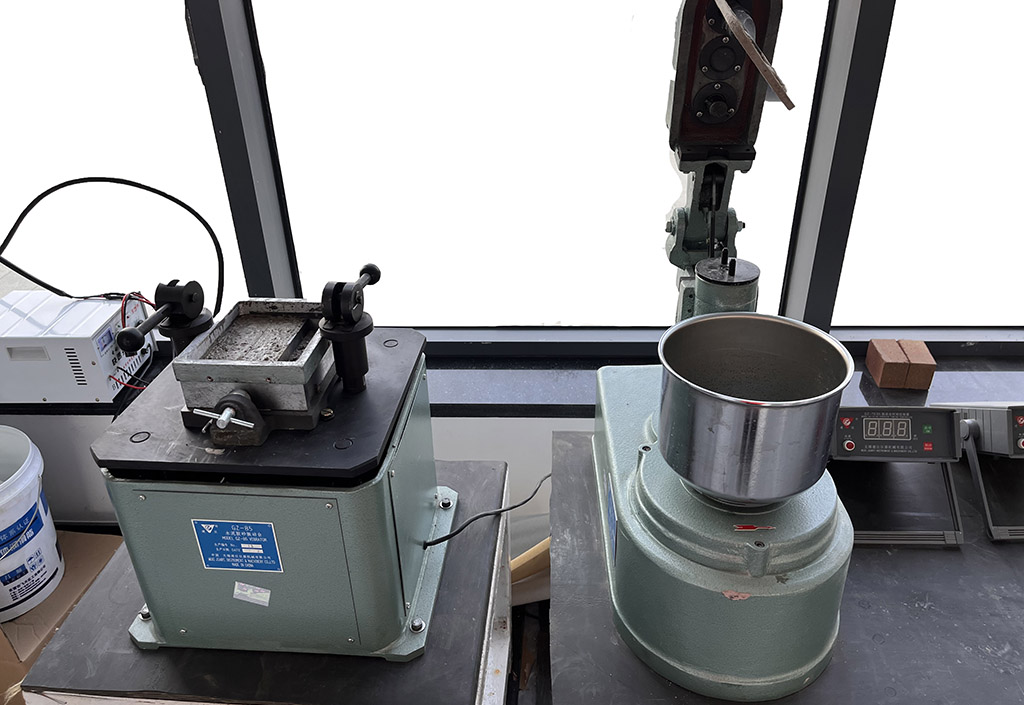 Refractory Test Machine